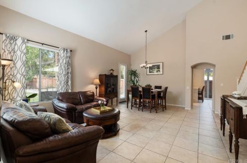 3534 Corte Lupe, Carlsbad, CA 92009-4568