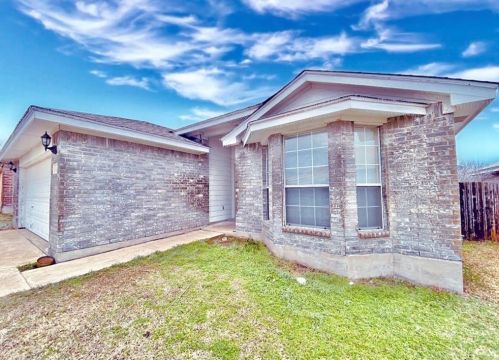 146 Shenandoah Trl, Webberville TX  78621-4186 exterior