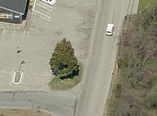 906 Anthony Rd, Portsmouth, RI 02871-5606