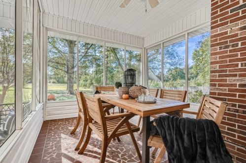 2 Old Draketown Trl, Villa Rica, GA 30180-4340