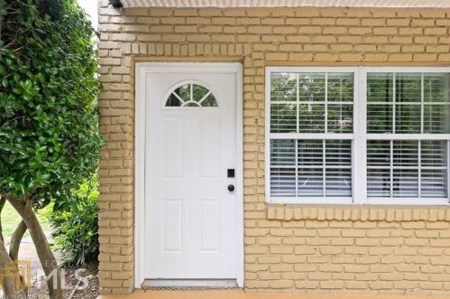 21 Delmont Dr, Atlanta GA  30305-5000 exterior