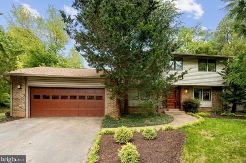 3415 Aston St, Annandale, VA 22003-1407
