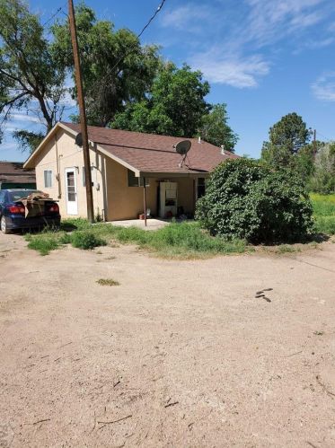 29129 Gale Rd, Pueblo, CO 81006-9663