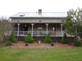 599 Newton Rd, Vernon VT  05354-9793 exterior