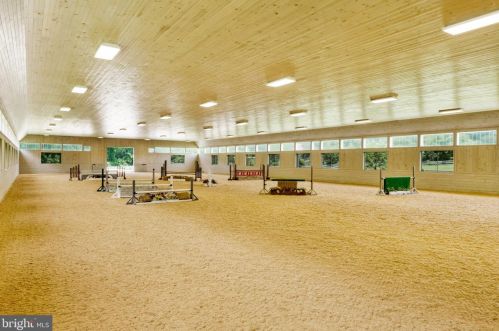 2874 Patuxent Riv Rd, Davidsonville MD 21035-2237 exterior