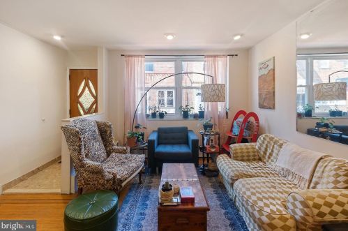 1530 Iseminger St, Philadelphia, PA 19147-6216