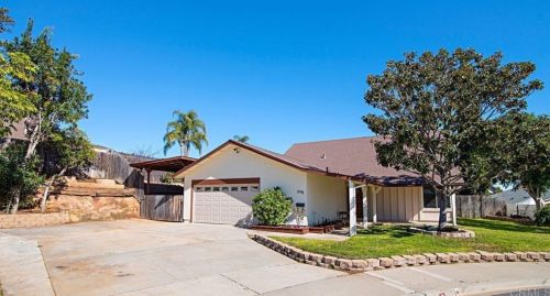 579 Larchwood Dr, San Marcos, CA 92069-2059