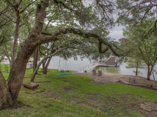 53 Harbour Pt Cir, Fort Worth TX  76179-3256 exterior