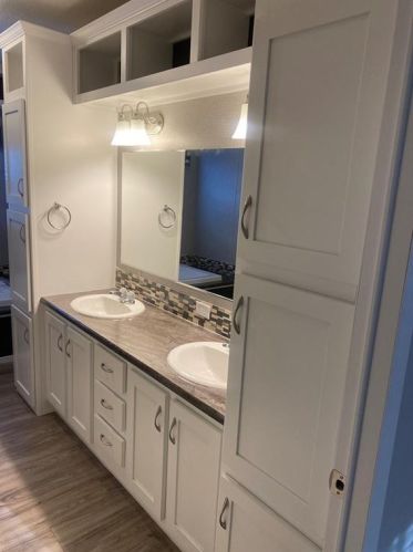 8505 Cedar Springs Cir, Austin TX  78737-1404 exterior