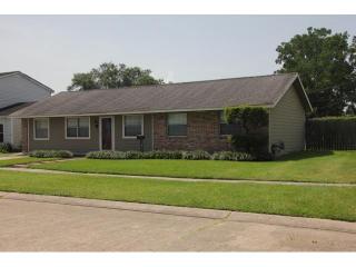 411 Georgetown Dr, Kenner, LA 70065-4105