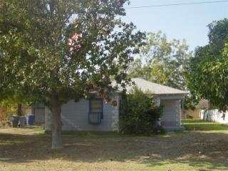 4931 Dale Ave, Fresno, CA 93722-5305