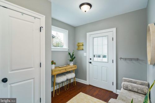 308 Linden Ave, Tavistock NJ 08033-2519 exterior