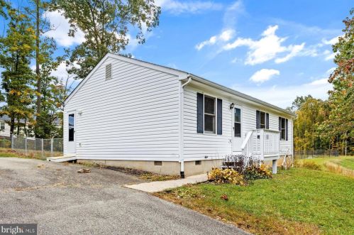 6311 Plantation Forest Dr, Spotsylvania VA  22553-7615 exterior