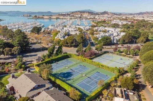 60 Bayside Ct, Richmond, CA 94804-7443