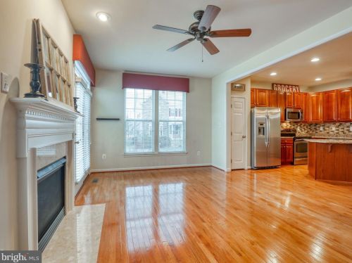 12 Payne St, Charles Town WV 25414-5536 exterior