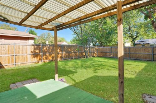 218 Colonel Dr, Garland TX  75043-2349 exterior