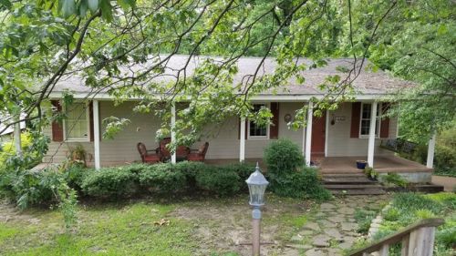 1706 Riverside Ave, Clarksdale, MS 38614-2614