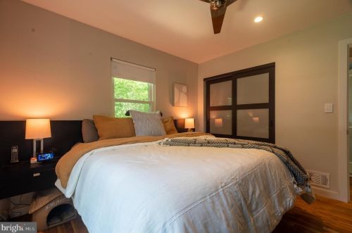 9907 Markham St, Silver Spring MD 20901-2233 exterior