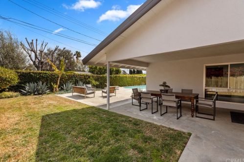 13912 Holt Ave, Santa Ana CA 92705-2664 exterior