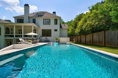 2799 Mabry Rd, Atlanta GA  30319-2828 exterior