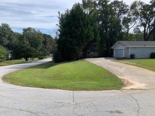 1778 Poplar St, Conyers, GA 30013-1657