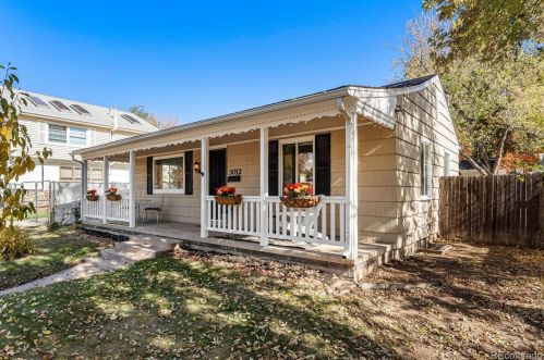 3012 Washington St, Englewood, CO 80113-1672