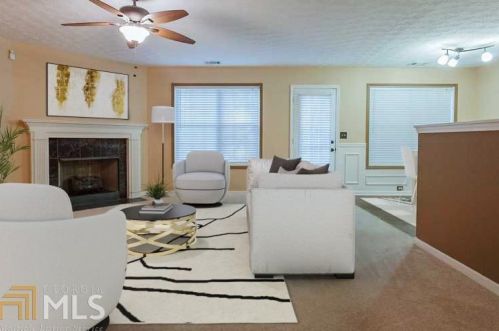 517 Shadow Valley Ct, Lithonia, GA 30058-3269