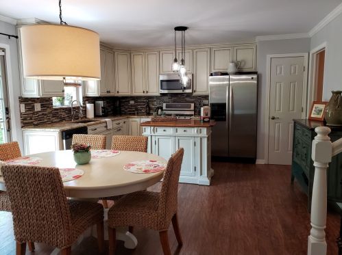 1221 Callaway Dr, Joliet, IL 60404-8161