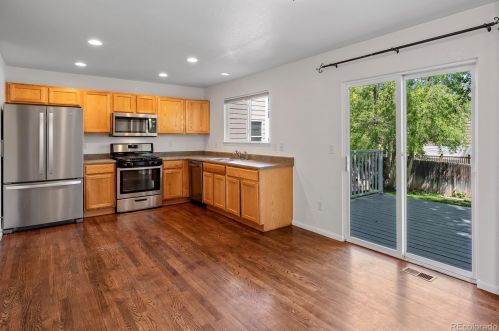 16283 Phillips Ln, Englewood, CO 80112-4609