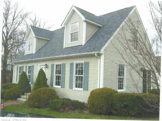 256 Phoenixville Rd, North Windham, CT 06235-2414
