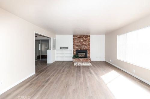 1220 Minaret Ave, Turlock CA  95380-5528 exterior