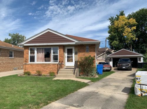 7736 Norwood St, Chicago, IL 60631-3824