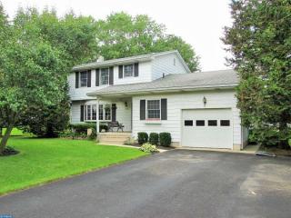 2138 Magnolia Rd, Vineland, NJ 08361-6676