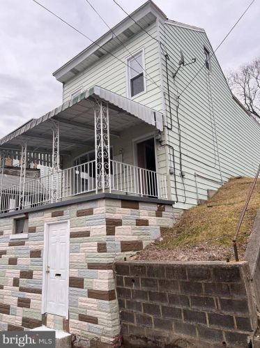 231 Pierce St, Primrose, PA 17901-3426