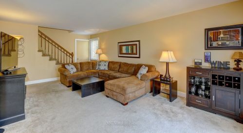 785 Burning Trl, Carol Stream IL  60188-9187 exterior