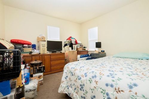 3210 134th Pl, Hawthorne CA  90250-6319 exterior