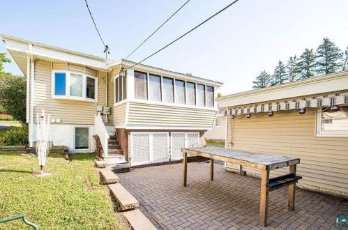 28 Buffalo St, Duluth, MN 55811-2335