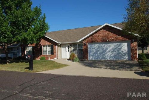 1425 Sunnyview Ct, Pekin, IL 61554-8398