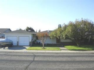 838 Saratoga St, Manteca, CA 95336-3340