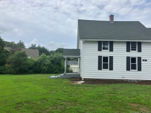 49 Lang Rd, Windsor, CT 06095-1550