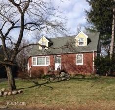 9 Wilson Ter, Waldwick, NJ 07463-1232