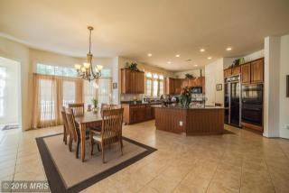 15100 Vicars Way, Gaithersburg MD  20878-3523 exterior