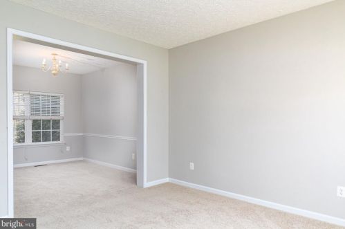 579 Windsong Dr, Aberdeen MD  21001-1809 exterior