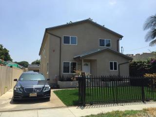 10122 Mansel Ave, Inglewood, CA 90304-1408