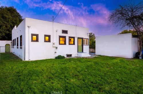 5743 Magnolia Ave, Riverside CA  92506-1824 exterior