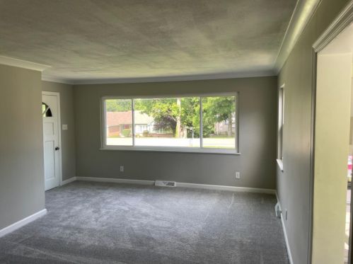 4361 Ebenezer Rd, Cincinnati, OH 45248-1516