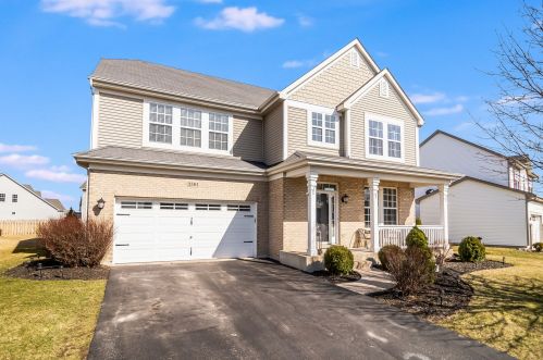 3301 Winterberry Dr, Joliet, IL 60431-8349