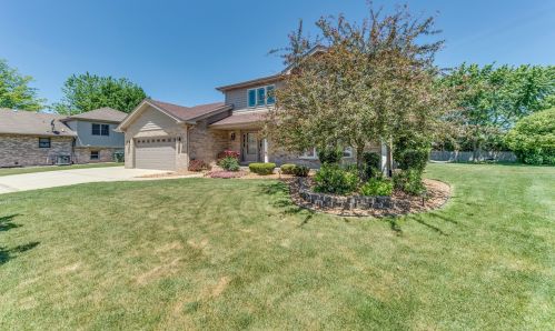 7258 Lakeside Ct, Frankfort, IL 60423-6702