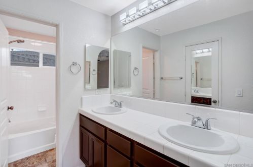 726 Kellogg St, San Marcos CA  92078-7300 exterior