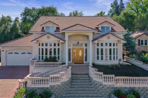4801 Sunset View Ln, Fair Oaks, CA 95628-5275
